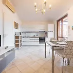 בית נופש Attico Il Mandorleto